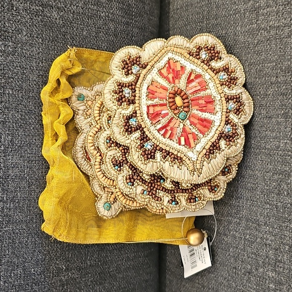 NWT Kim Seybert set of 4 beaded coasters - Picture 12 of 12